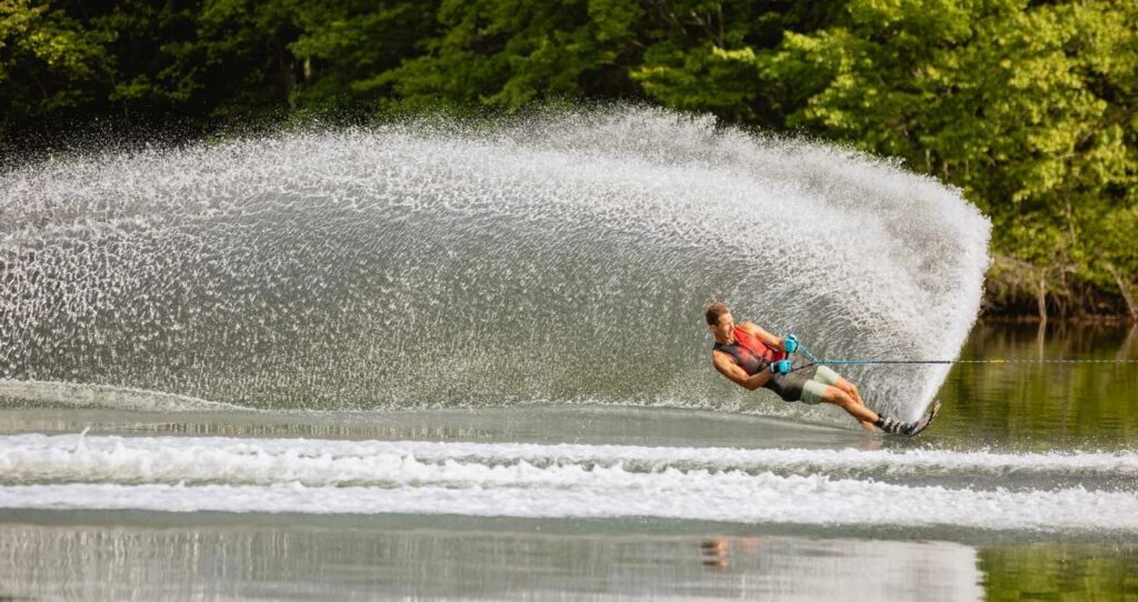 man water skiing