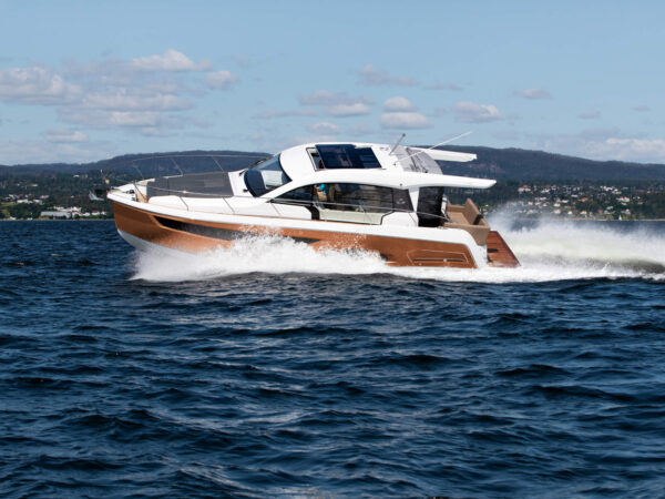 2026 Sealine C390 #96 (Available Now)