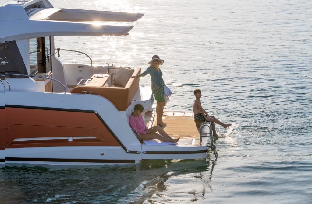2024 Sealine C430