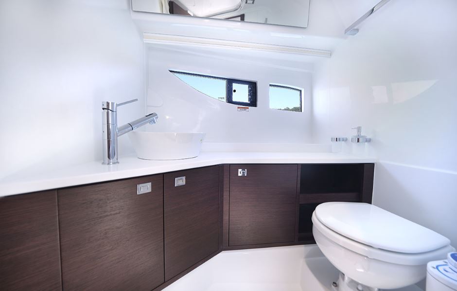 0 bathroom with sink and toilet
