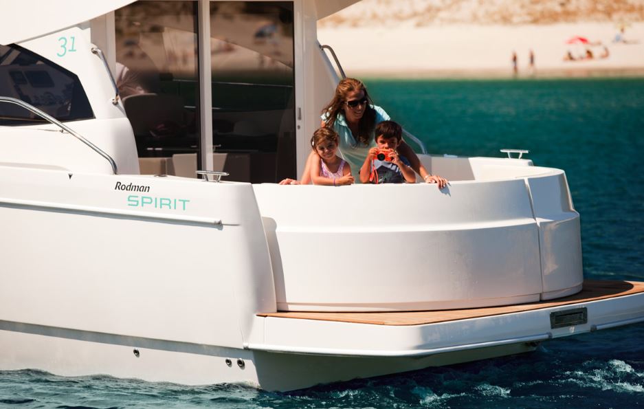 7 Rodman Spirit 31′ Inboard