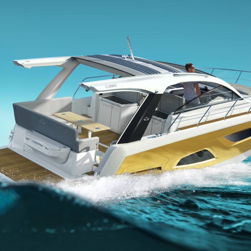 SEALINE NEW MODEL S390 with a gold hull