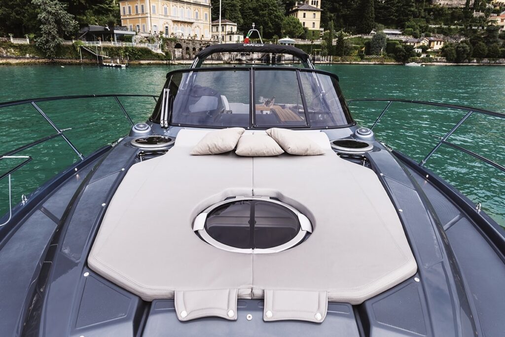 2025 Cranchi Z35 image 7