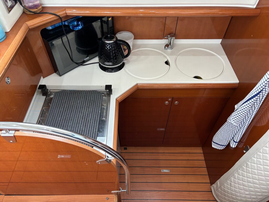 2007 Jeanneau Prestige 36 image 14