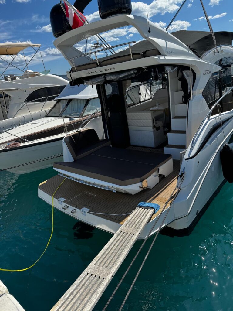 2018 Galeon 360 Fly image 4