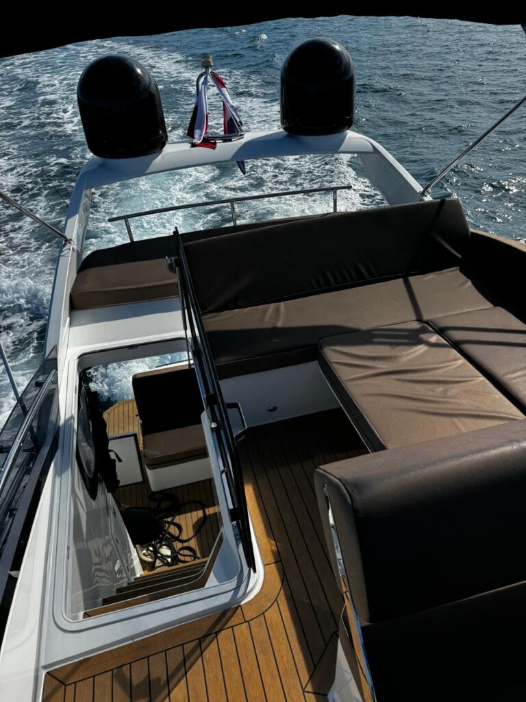 2018 Galeon 360 Fly image 5