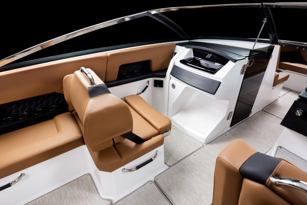 H9_OB_IMAGE_INTERIOR_PORT_PASSENGER_SEAT (1)