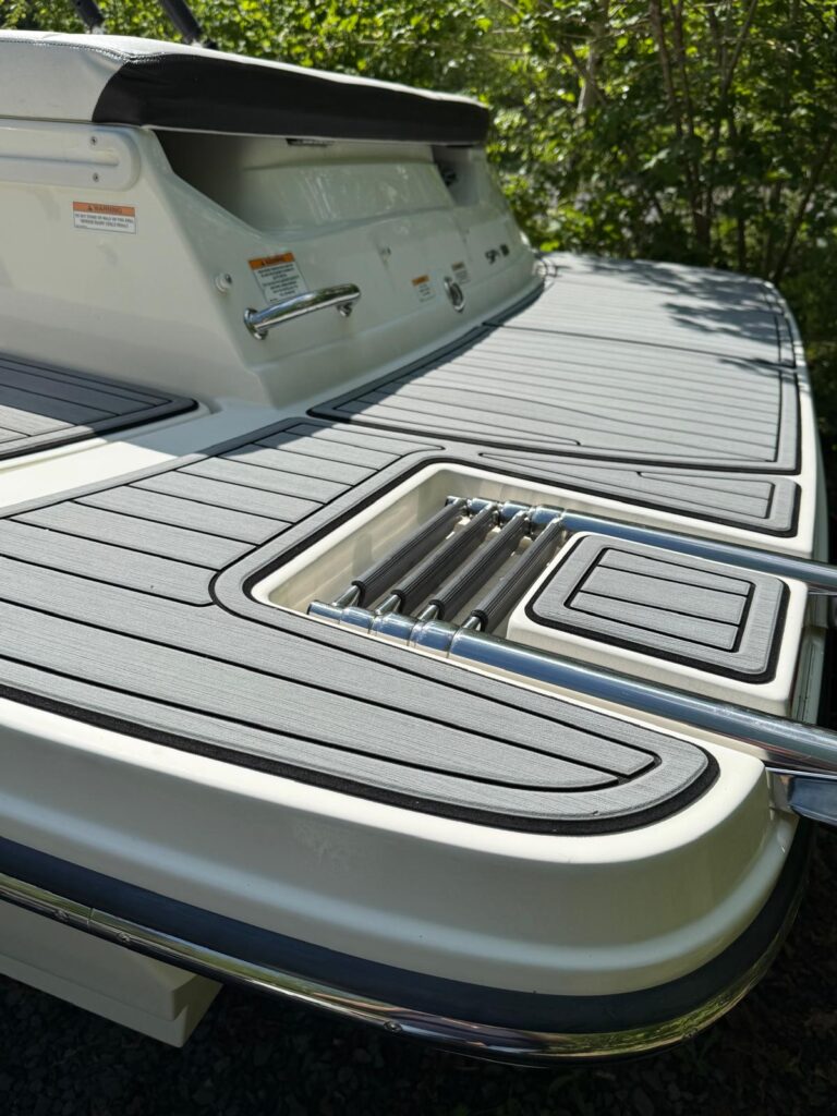 2019 Sea Ray 190 SPX image 15