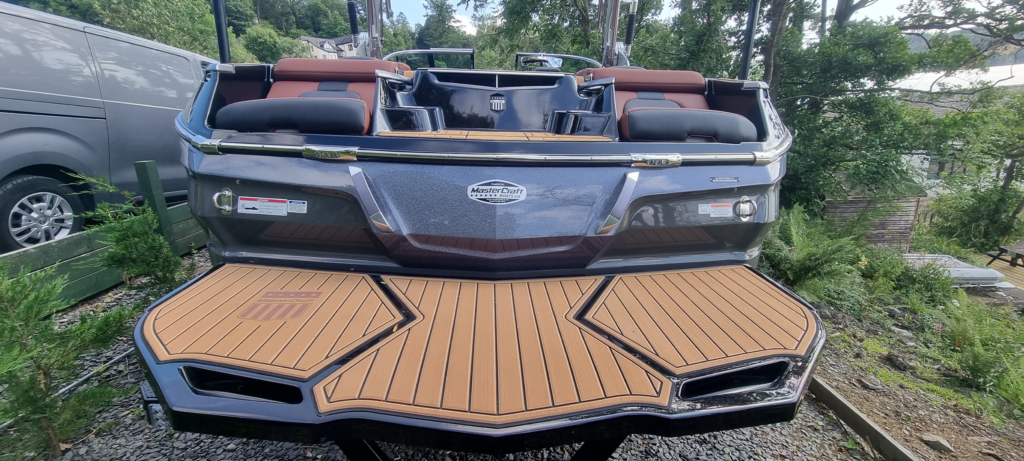 2021 Mastercraft X22 image 2