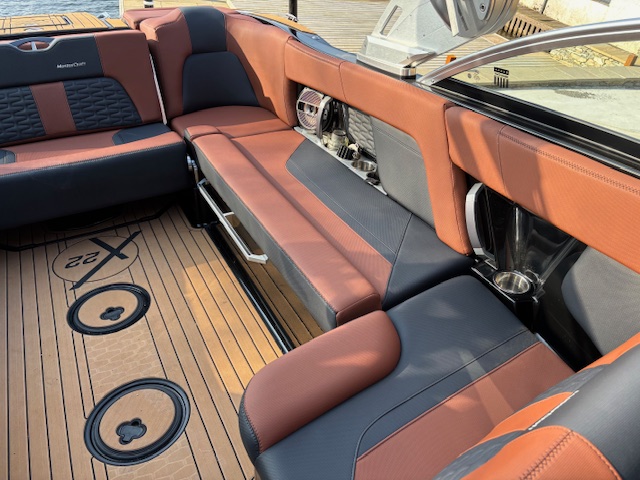 2021 Mastercraft X22 image 22