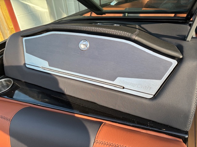 2021 Mastercraft X22 image 10