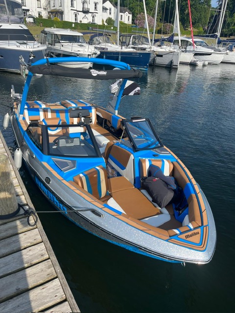 2023 Malibu 22 LSV