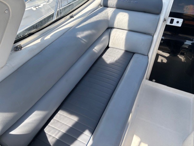 2001 Sealine S28 image 9