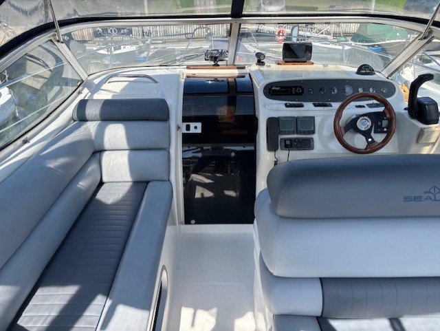 2001 Sealine S28 image 5