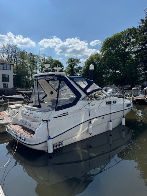 2001 Sealine S28 image 3