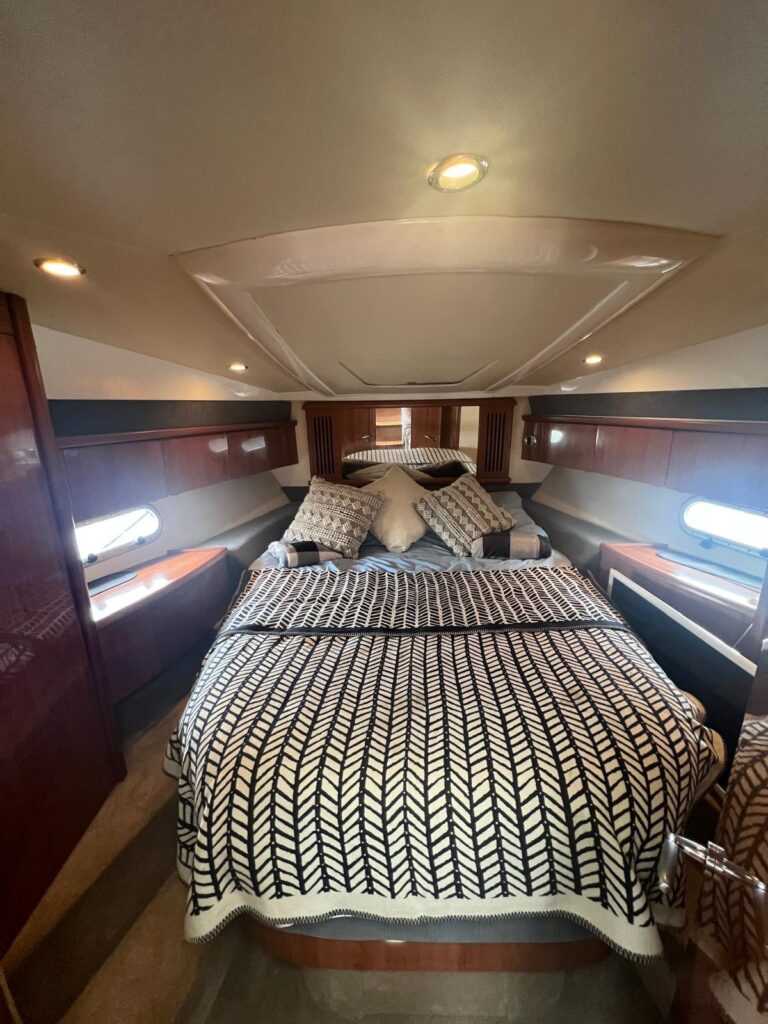 2004 Sealine S38 image 28
