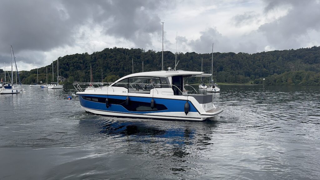 2023 Sealine C335 Ex VAT image 12