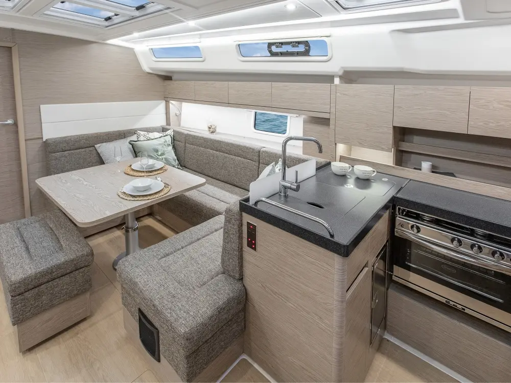 2025 Hanse 458 image 17