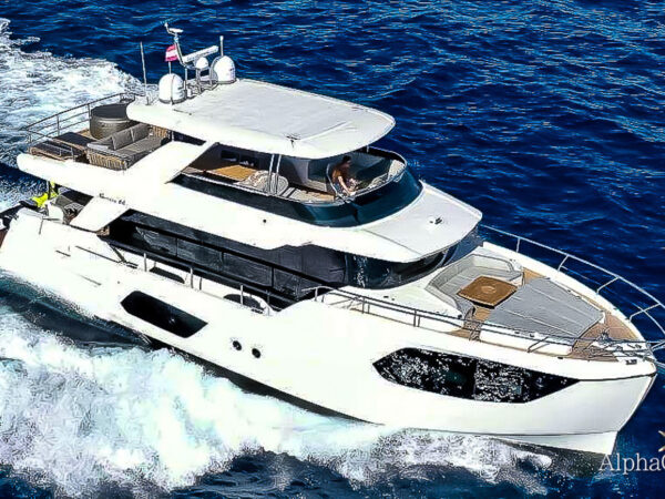 2021 Absolute Navetta 68