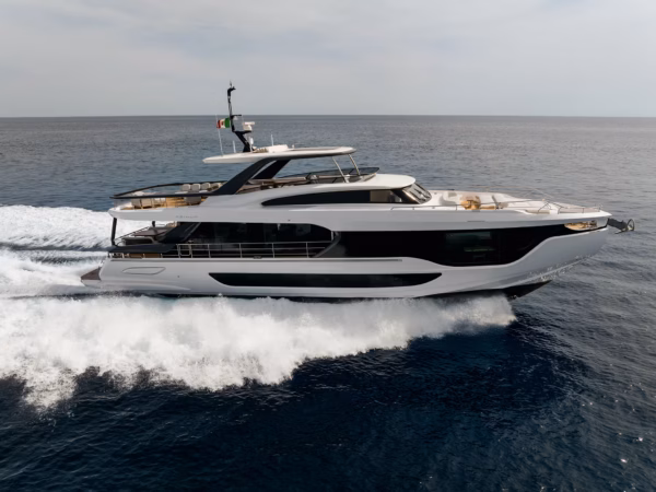 2025 Azimut Grande 26m