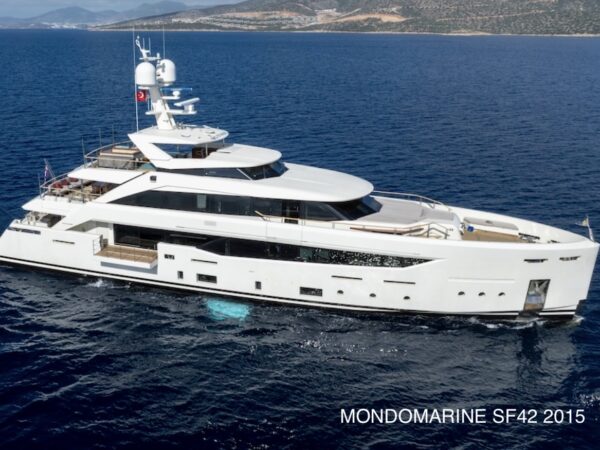 2015 MONDOMARINE SF42