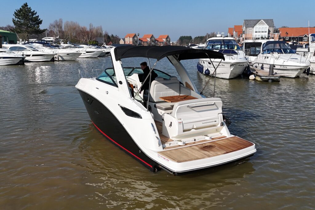 2022 Sea Ray 265 Sundancer image 7