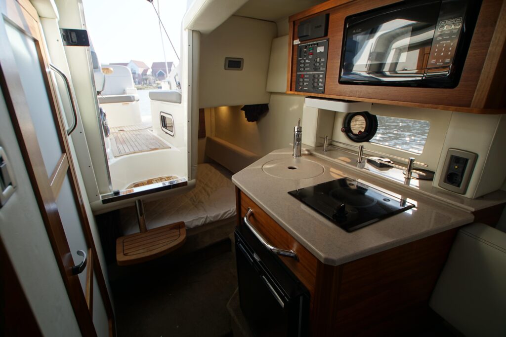 2022 Sea Ray 265 Sundancer image 22