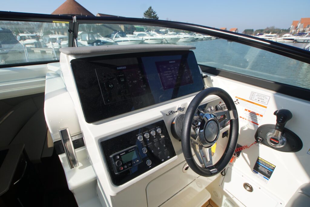 2022 Sea Ray 265 Sundancer image 13